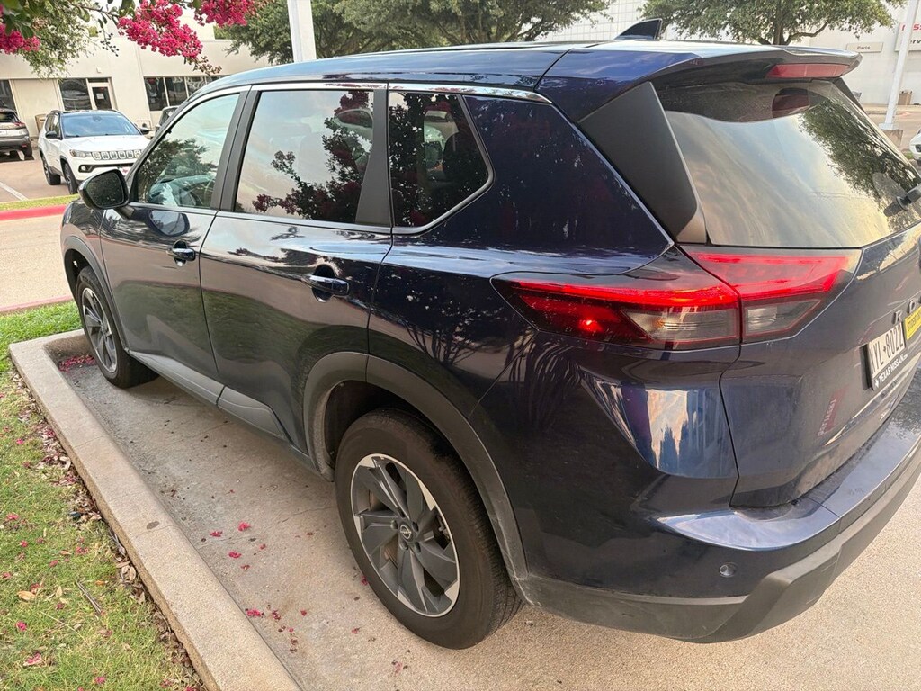 Used 2025 Nissan Rogue SV SUV