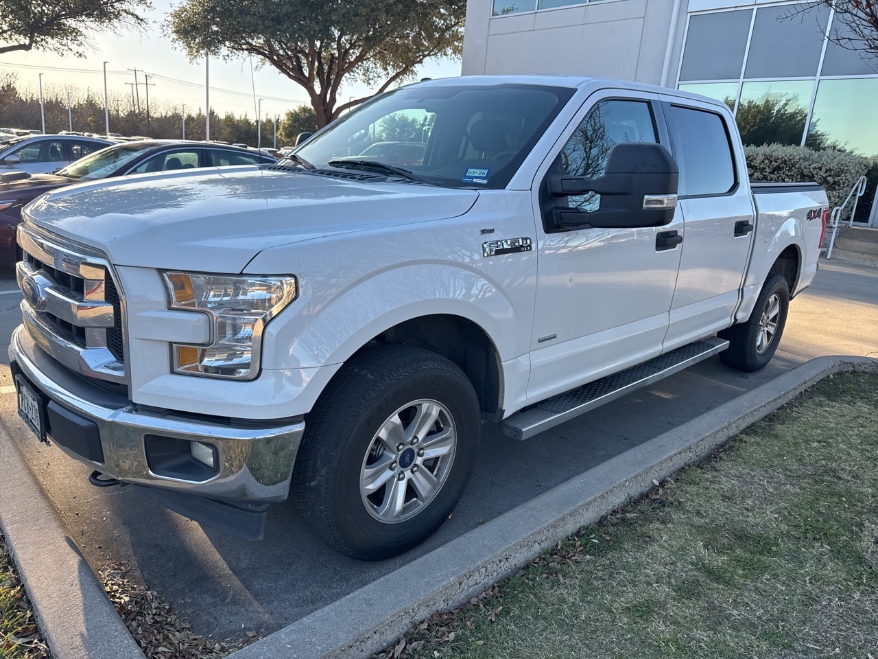 2017 Ford F-150 XLT's photo