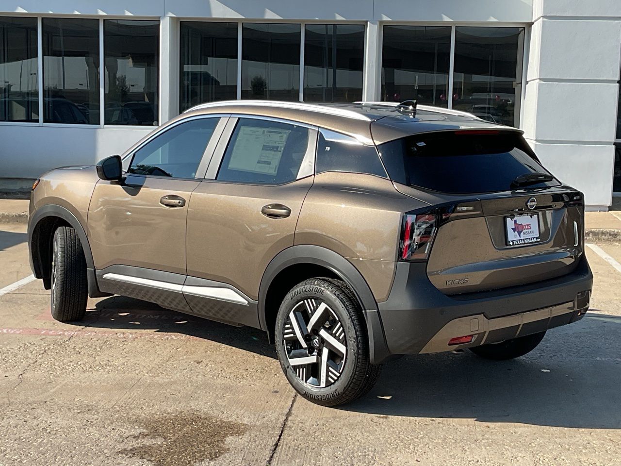 2026 Nissan KICKS SV - Photo 7