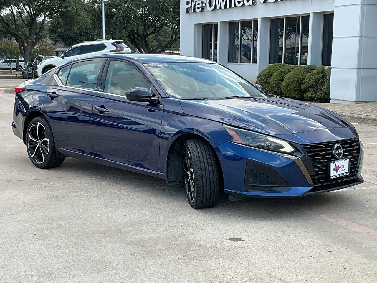 2024 Nissan Altima 2.5 SR photo 4