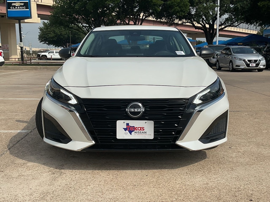 Used 2025 Nissan Altima 2.5 SV Sedan