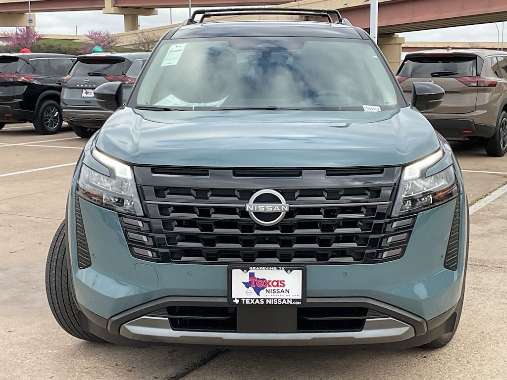 New 2026 Nissan Pathfinder Platinum SUV