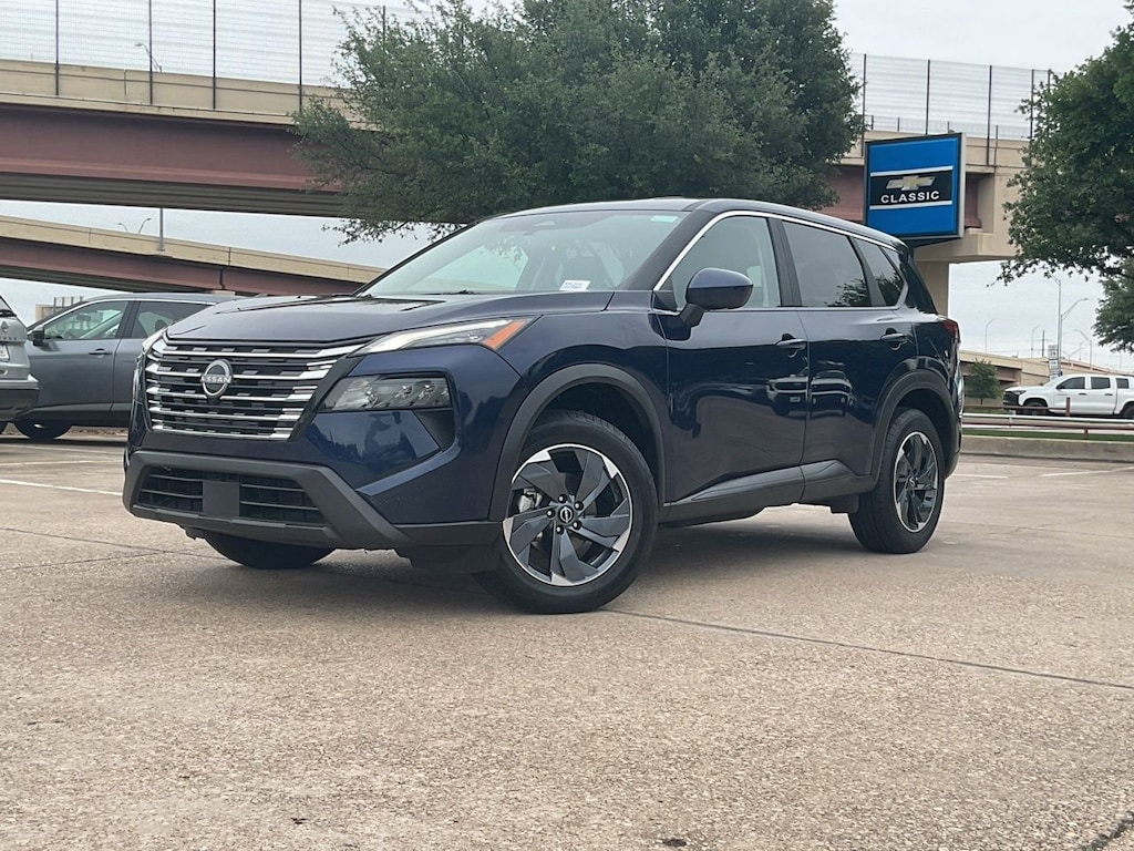 Used 2025 Nissan Rogue SV SUV