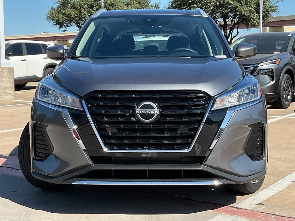 Used 2024 Nissan Kicks SV SUV