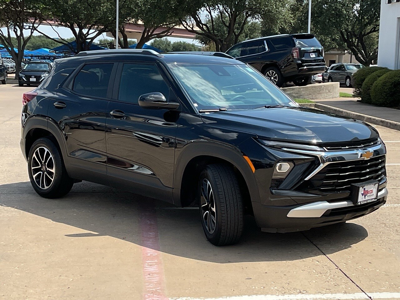 2024 Chevrolet Trailblazer LT photo 3