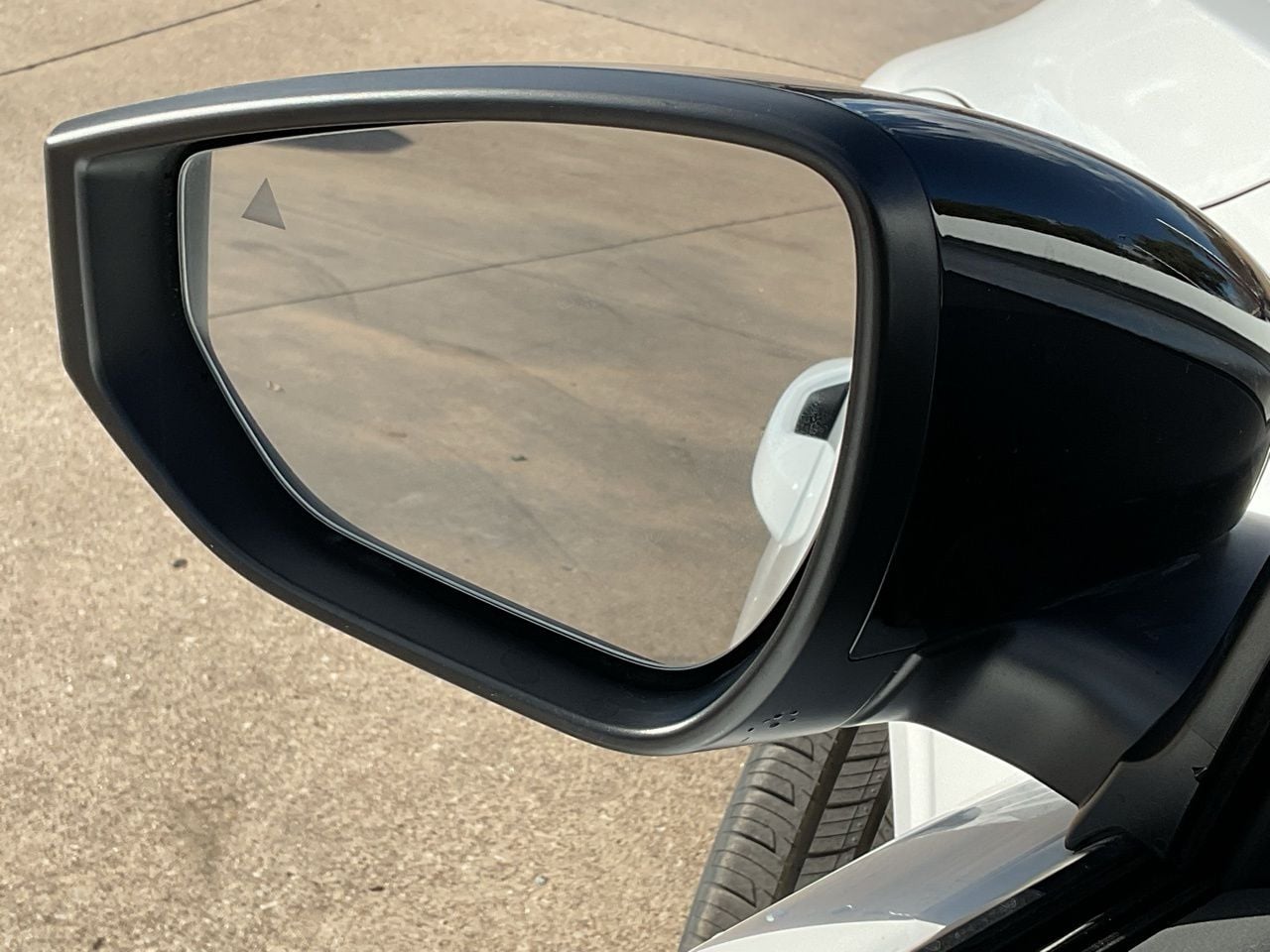 2026 Nissan Sentra SV - Photo 10