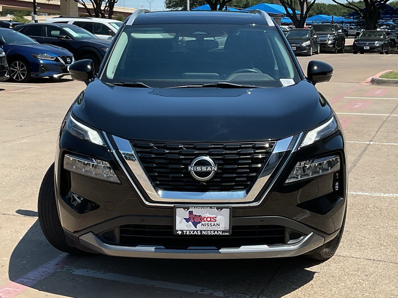 2023 Nissan Rogue SL photo 3