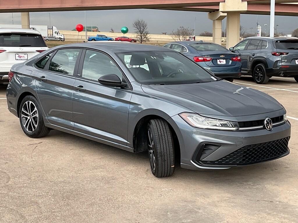 Used 2025 Volkswagen Jetta 1.5T Sport Sedan