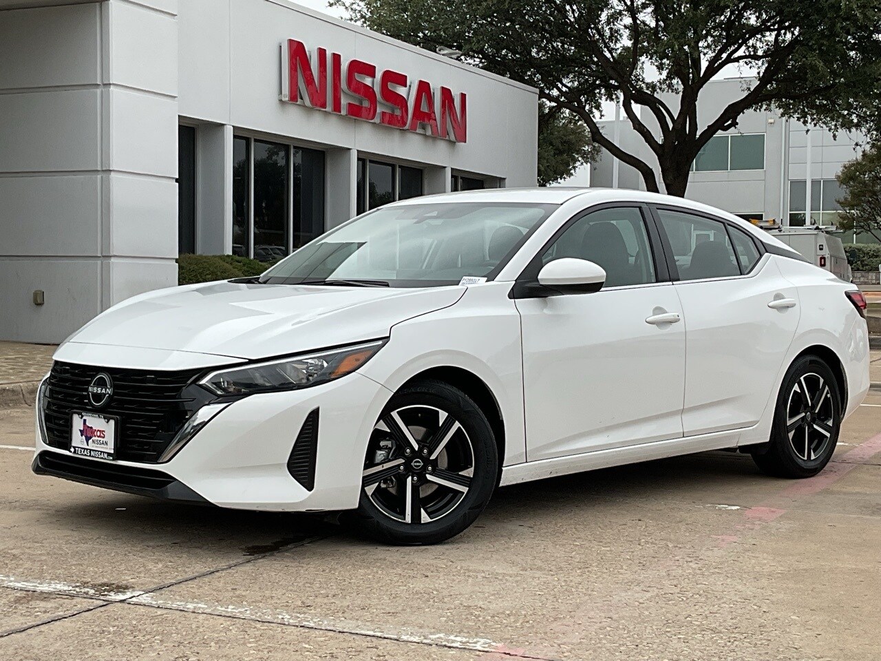 2024 Nissan Sentra SV photo 2