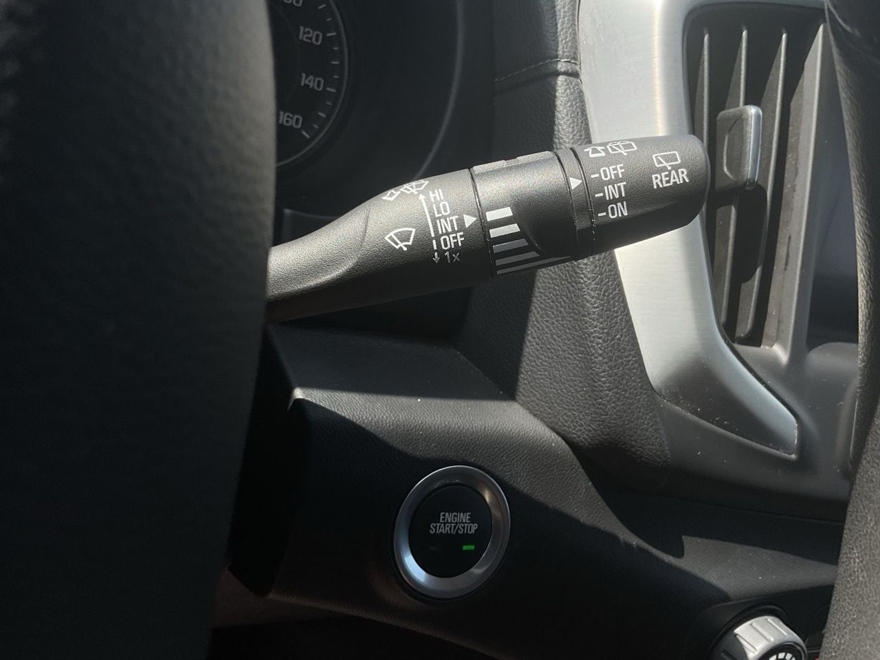 2024 GMC Terrain SLE - Photo 28