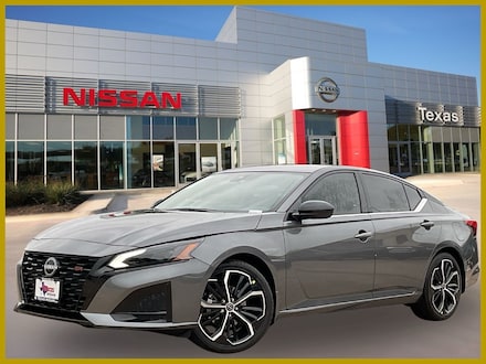 2026 Nissan Altima SR Sedan