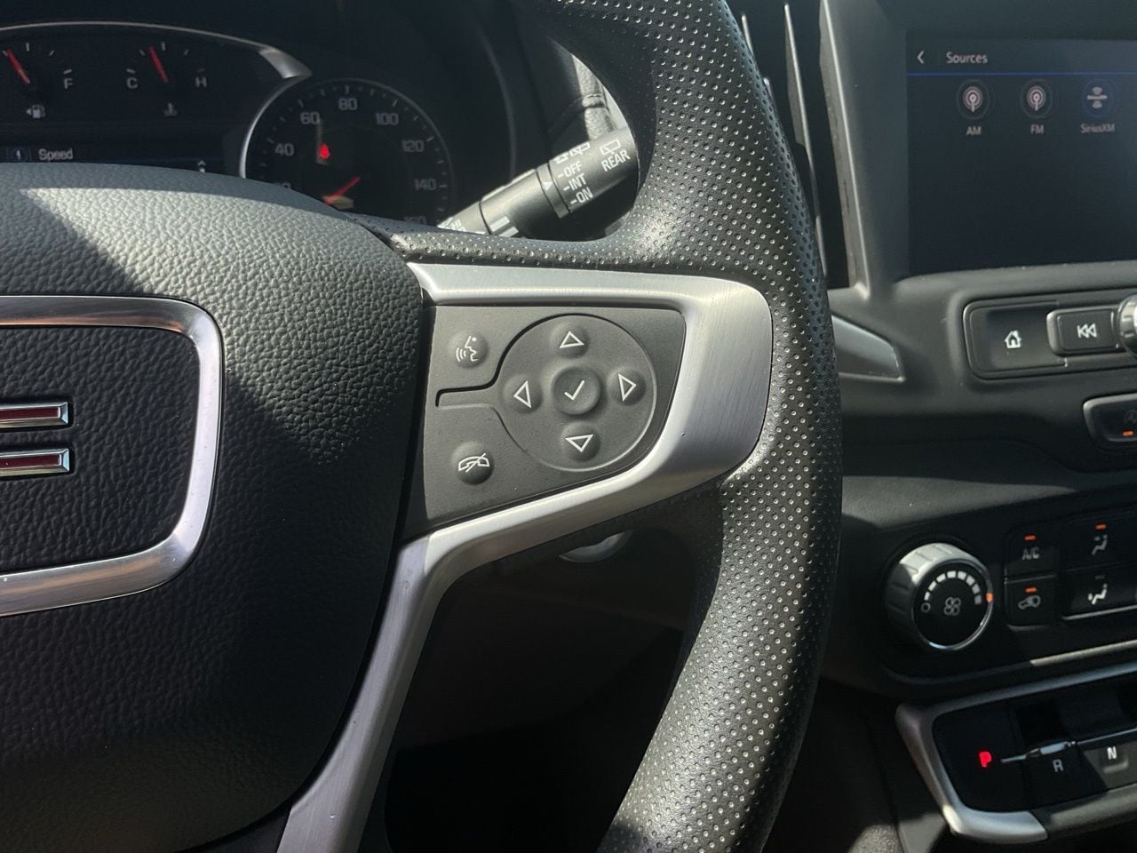 2024 GMC Terrain SLE - Photo 26