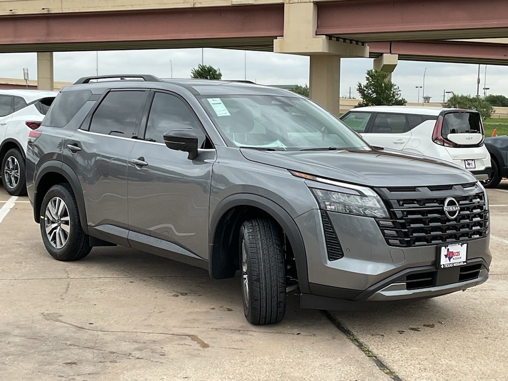 New 2026 Nissan Pathfinder SL SUV