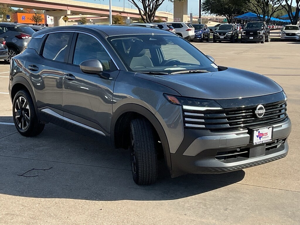 Used 2025 Nissan Kicks SV SUV