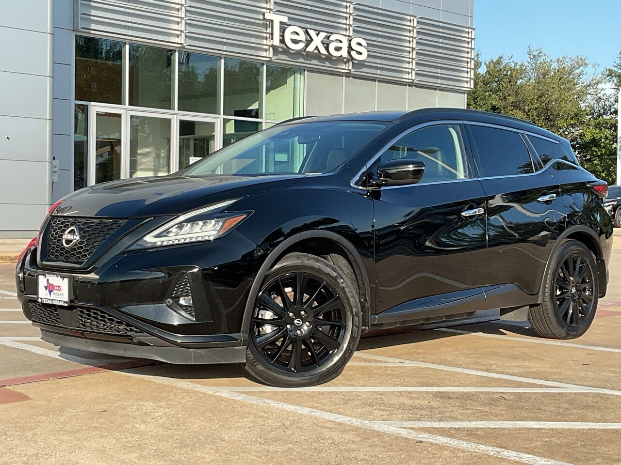 2023 Nissan Murano SV photo 2