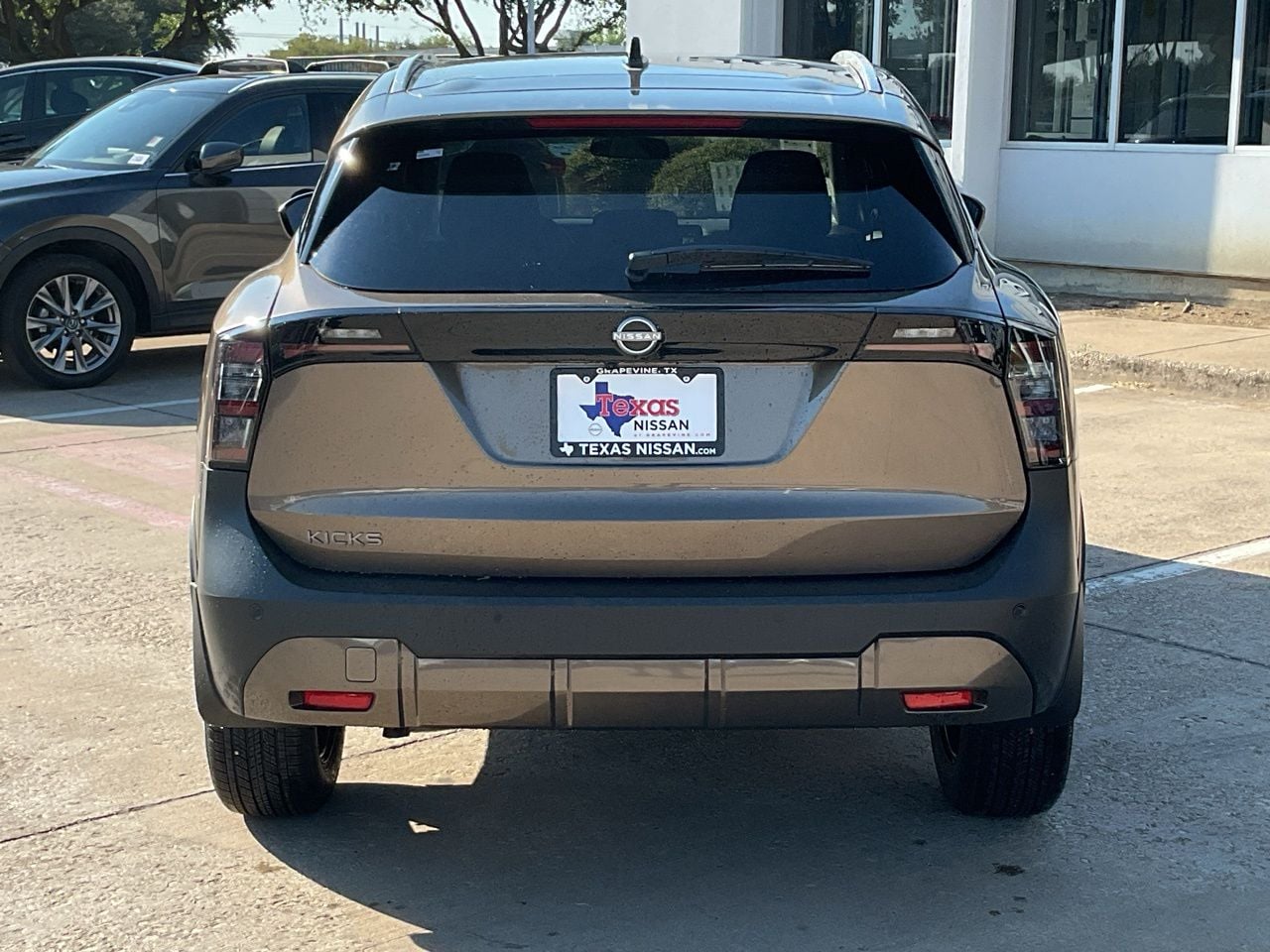 2026 Nissan KICKS SV - Photo 6