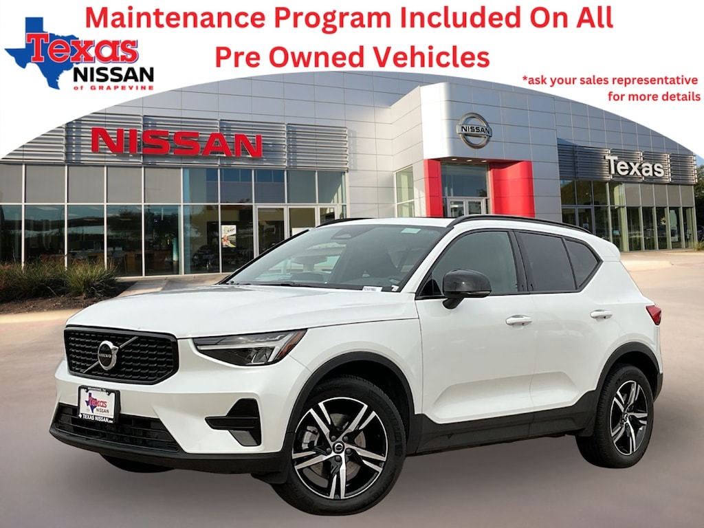 Used 2024 Volvo XC40 B5 Core SUV