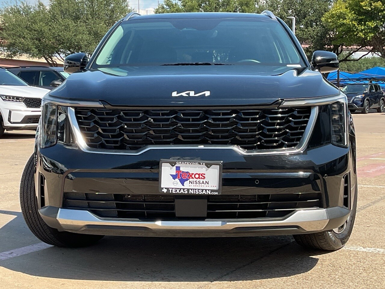 2024 Kia Sorento S photo 3
