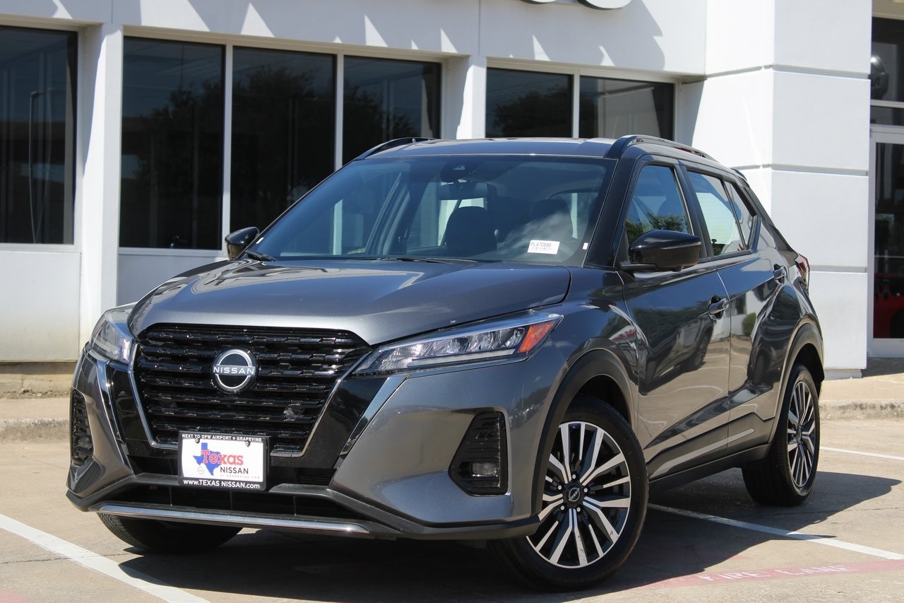 Used 2024 Nissan Kicks SR with VIN 3N1CP5DV5RL470586 for sale in Grapevine, TX