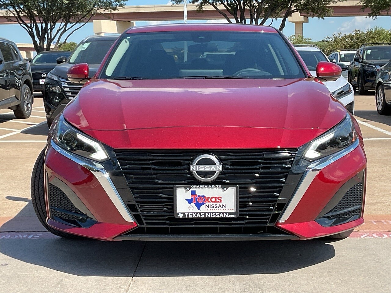 2025 Nissan Altima 2.5 SL photo 3