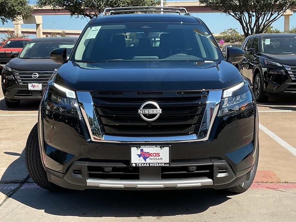 New 2025 Nissan Pathfinder SL SUV