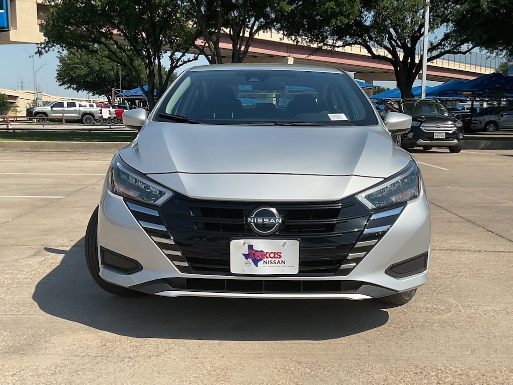 Used 2025 Nissan Versa 1.6 SV Sedan