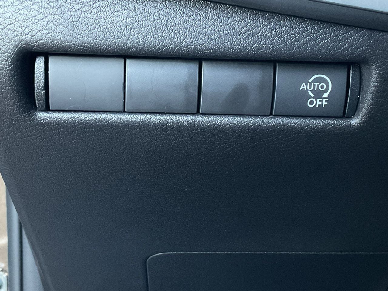 2026 Nissan KICKS SV - Photo 25