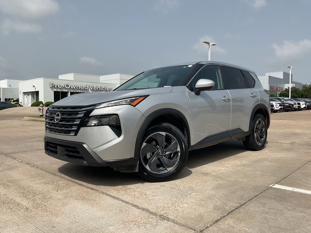 Used 2025 Nissan Rogue SV SUV