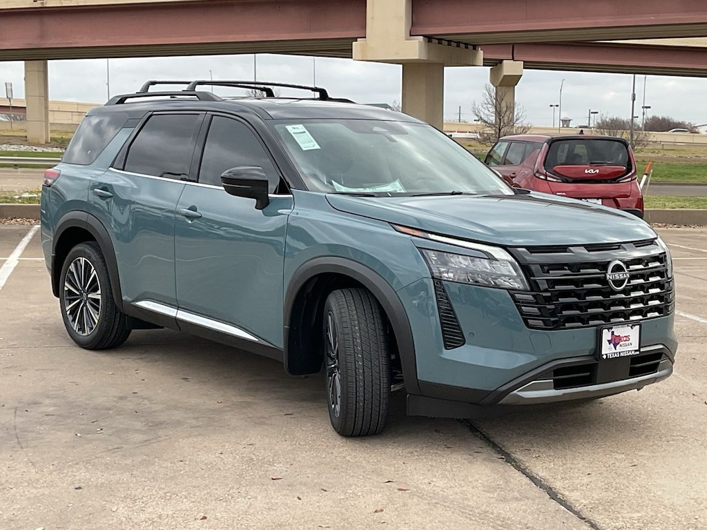 New 2026 Nissan Pathfinder Platinum SUV