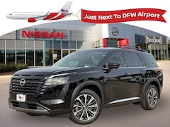 2026 Nissan Pathfinder Platinum SUV