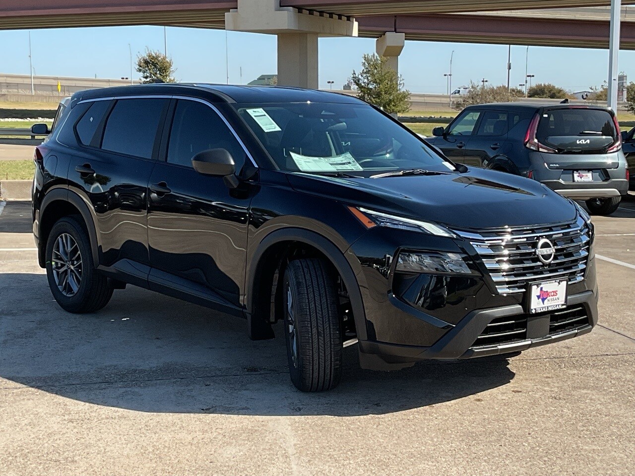 2026 Nissan Rogue S photo 3