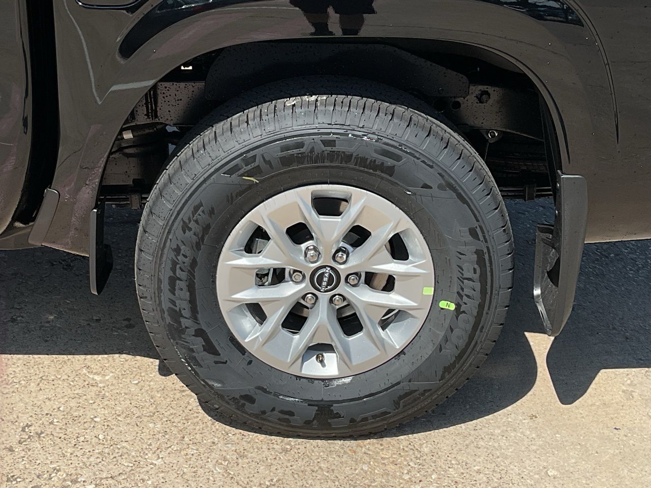 2026 Nissan Frontier S - Photo 8