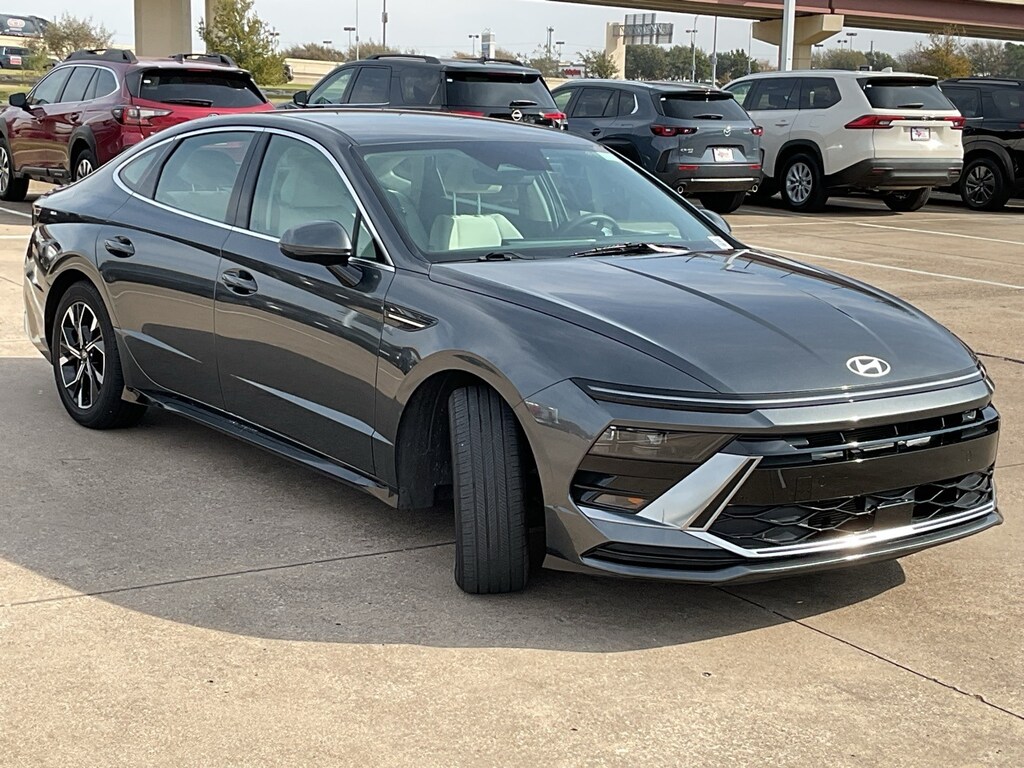 Used 2025 Hyundai Sonata SEL Sedan