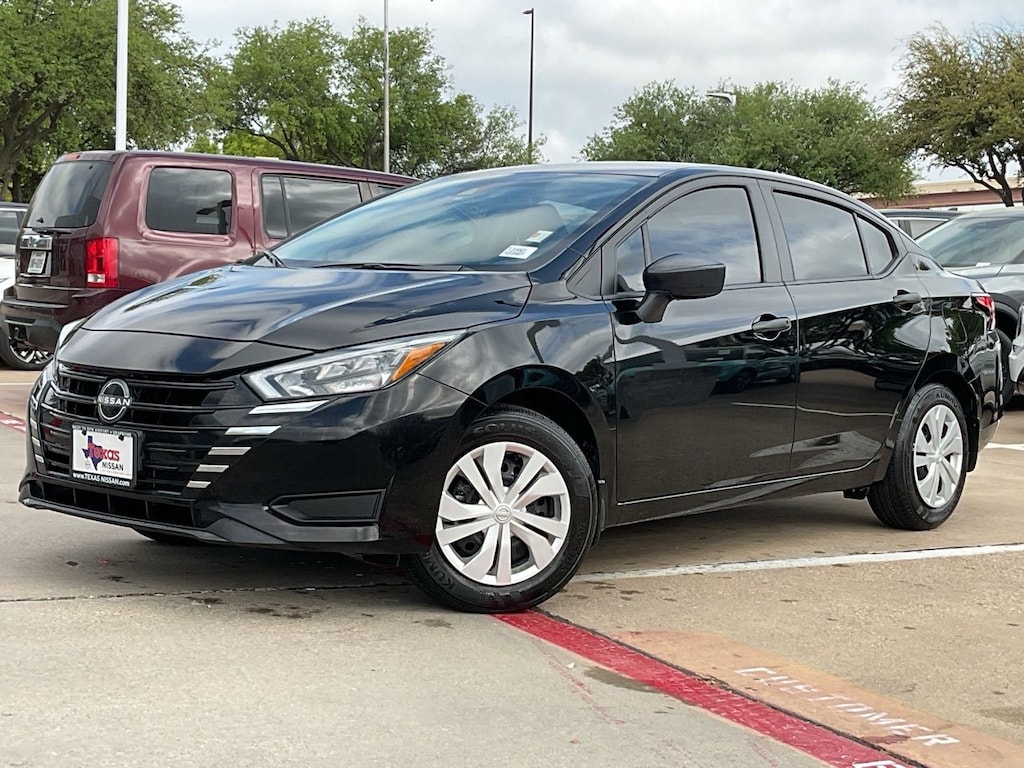 Used 2025 Nissan Versa 1.6 S Sedan
