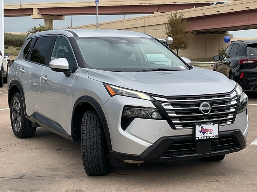 Used 2025 Nissan Rogue SV SUV