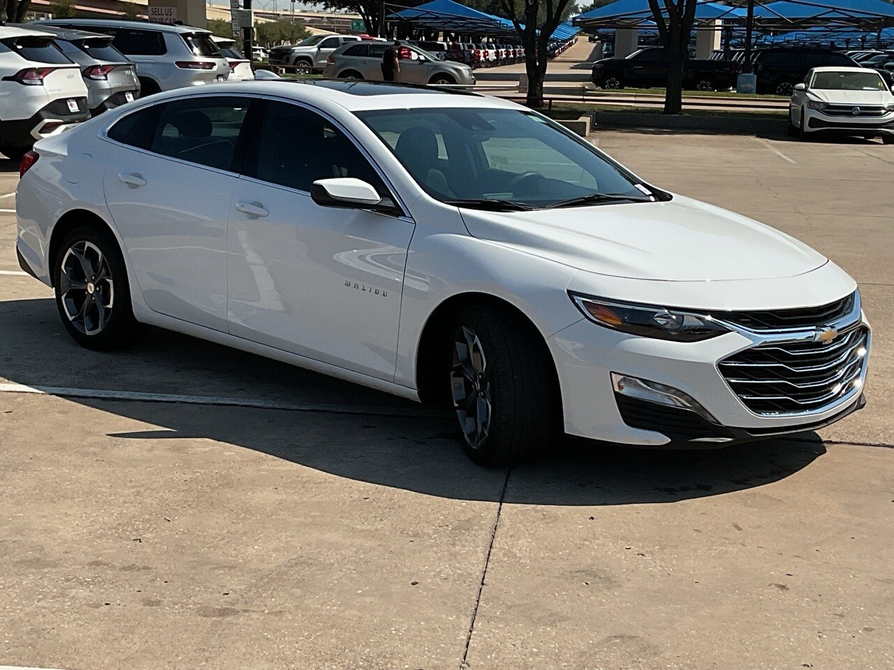 2024 Chevrolet Malibu 1LT photo 4