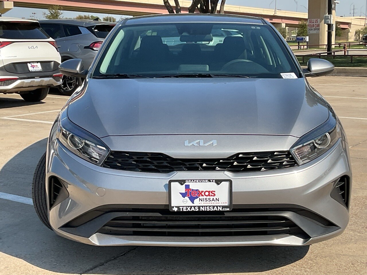 2024 Kia Forte LXS photo 3