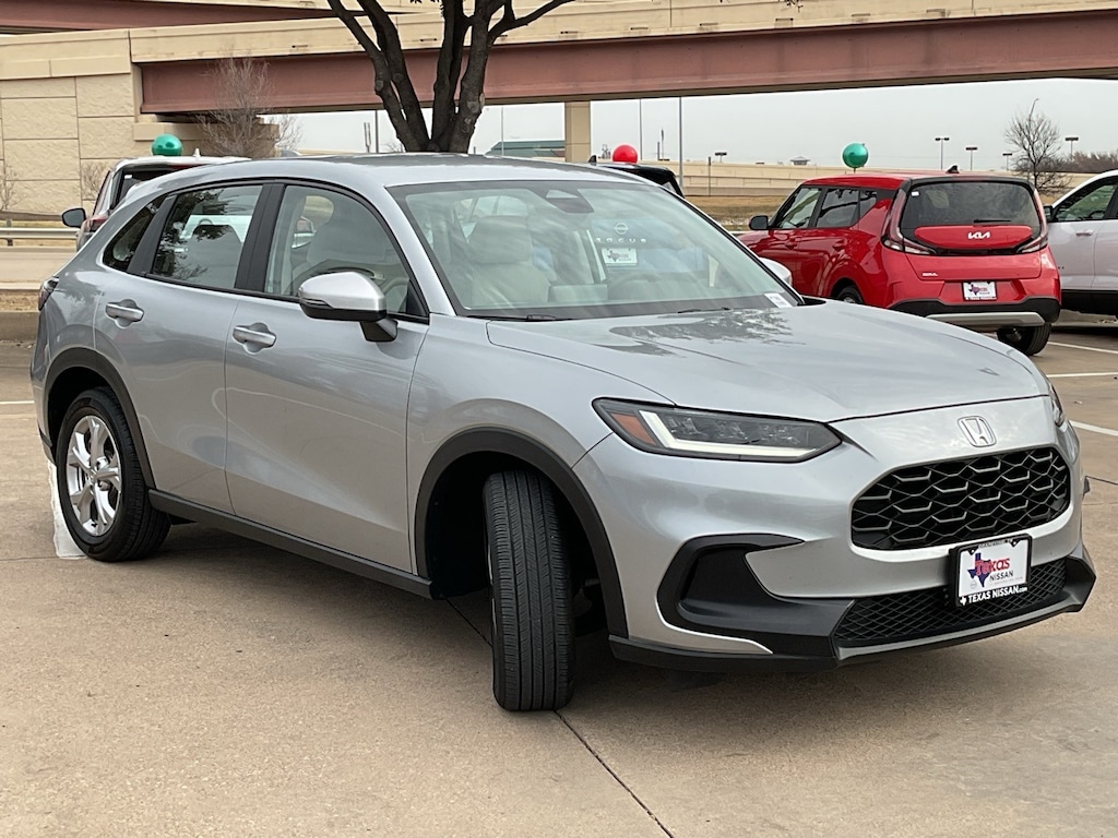 Used 2025 Honda HR-V LX SUV
