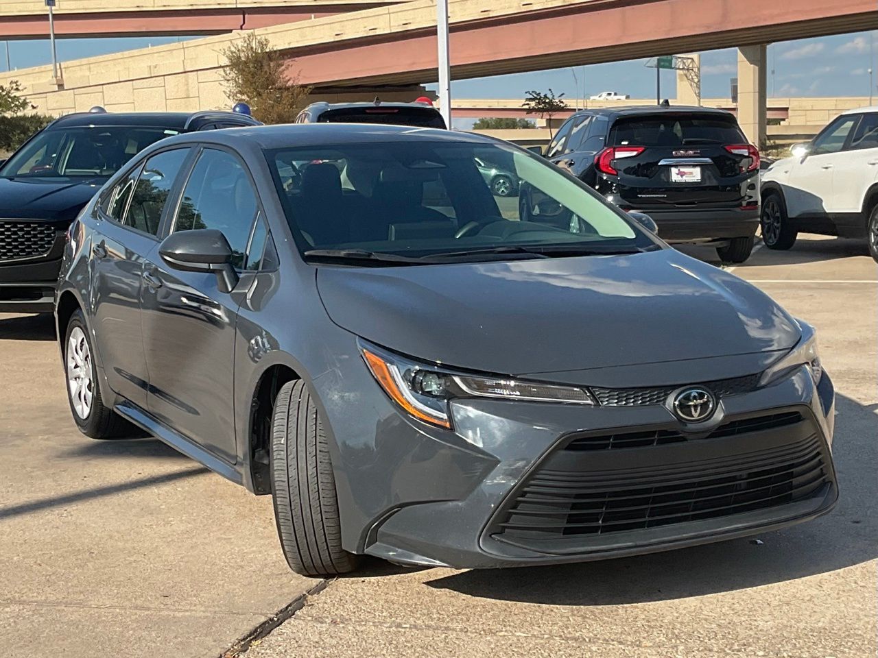 Used 2025 Toyota Corolla LE Sedan