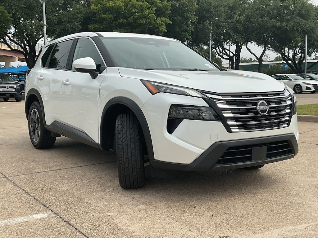 Used 2025 Nissan Rogue SV SUV