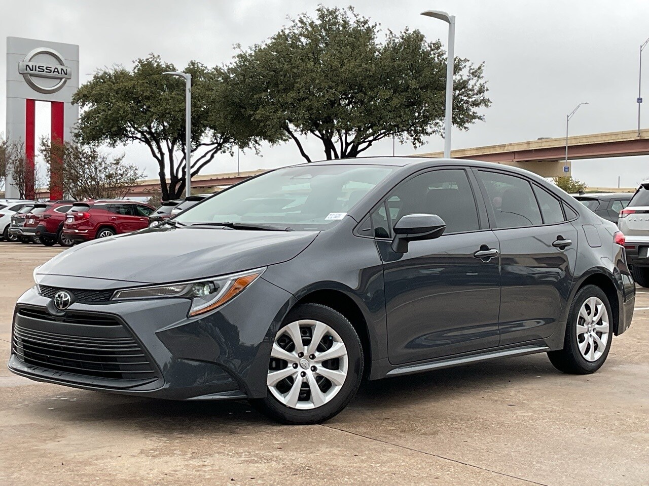 2024 Toyota Corolla LE photo 2