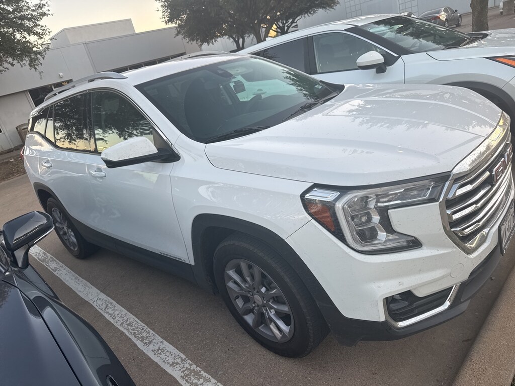 Used 2023 GMC Terrain SLT SUV