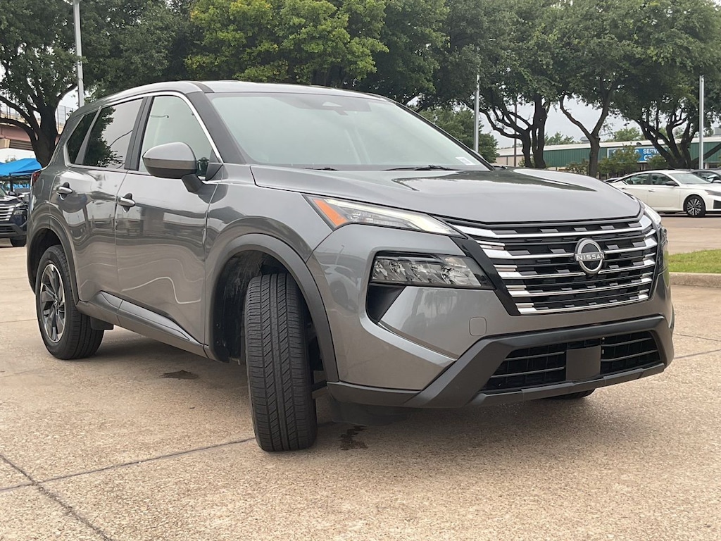 Used 2025 Nissan Rogue SV SUV