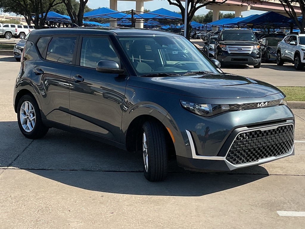 Used 2024 Kia Soul LX Hatchback