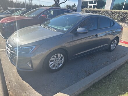 2020 Hyundai Elantra SE Sedan