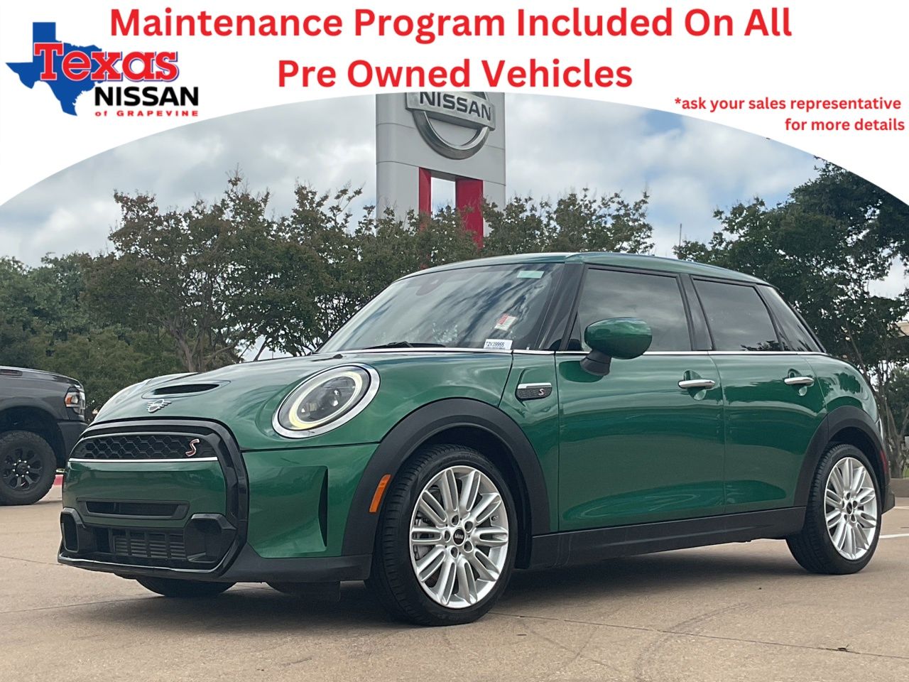 2024 MINI Hardtop Cooper S's photo