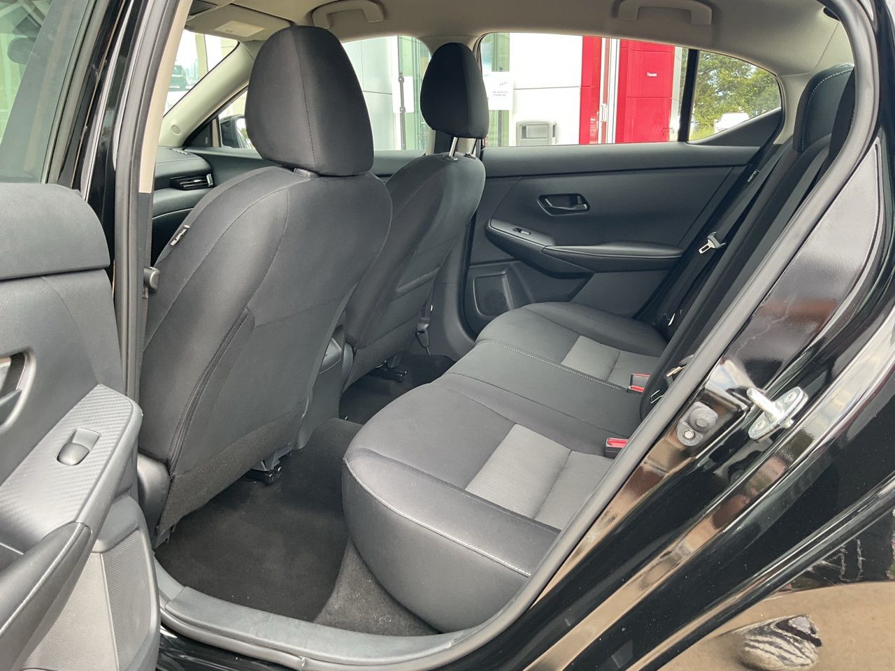 2025 Nissan Sentra SV - Photo 13