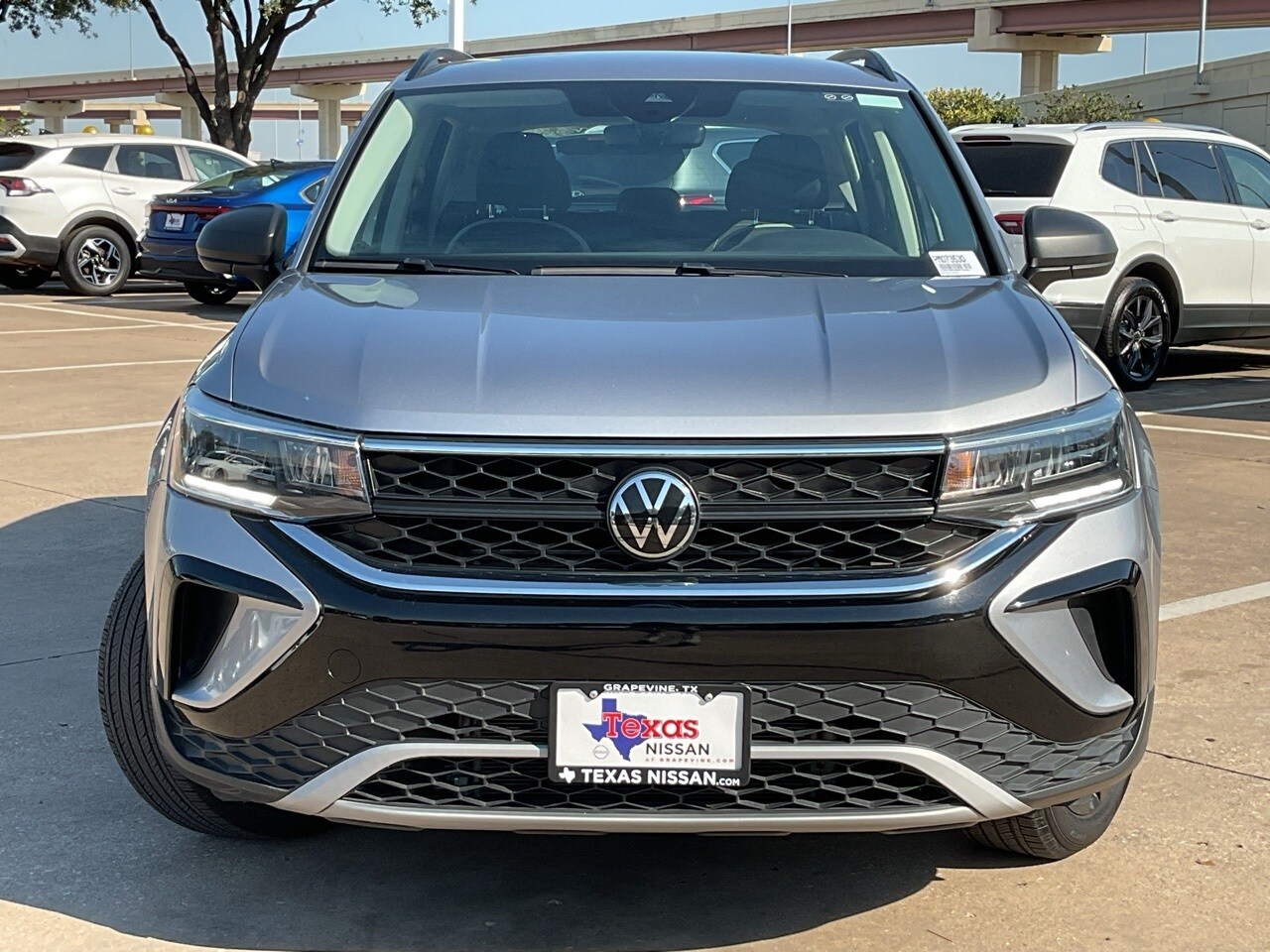 2024 Volkswagen Taos S photo 3