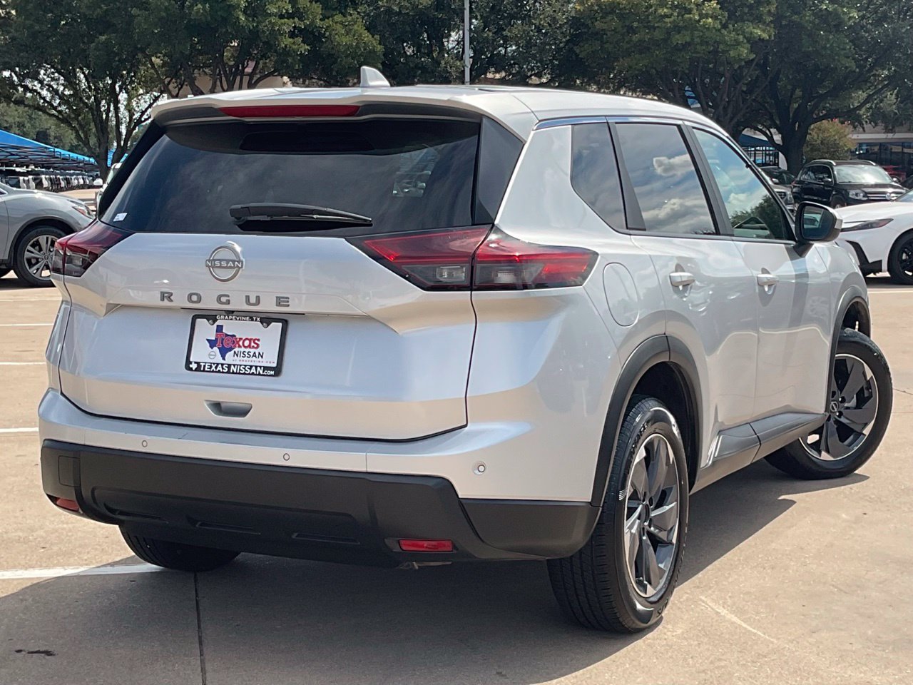 Used 2025 Nissan Rogue SV SUV