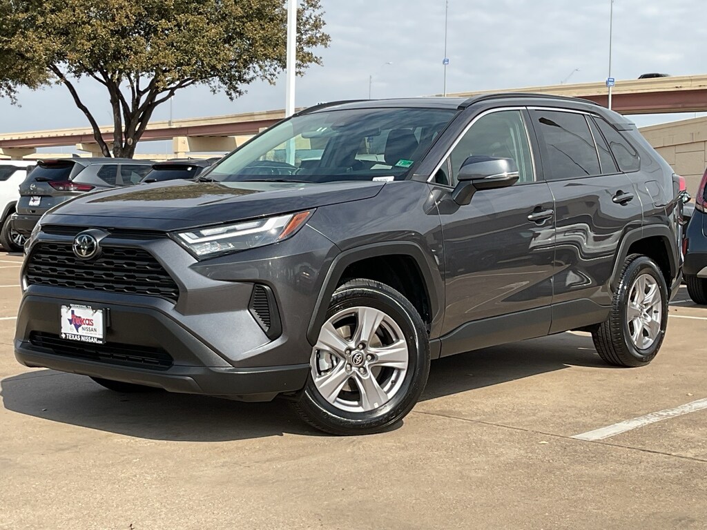 Used 2025 Toyota RAV4 XLE SUV